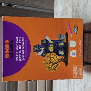 Mondo Llama Create‑Your‑Own Glow‑in‑the‑Dark Gem Art Scene Kit
